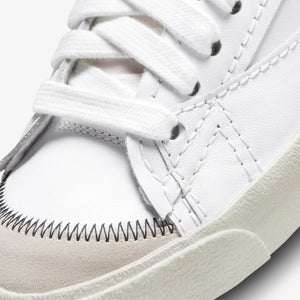Nike | BLAZER LOW '77 JUMBO { WHITE / BLACK