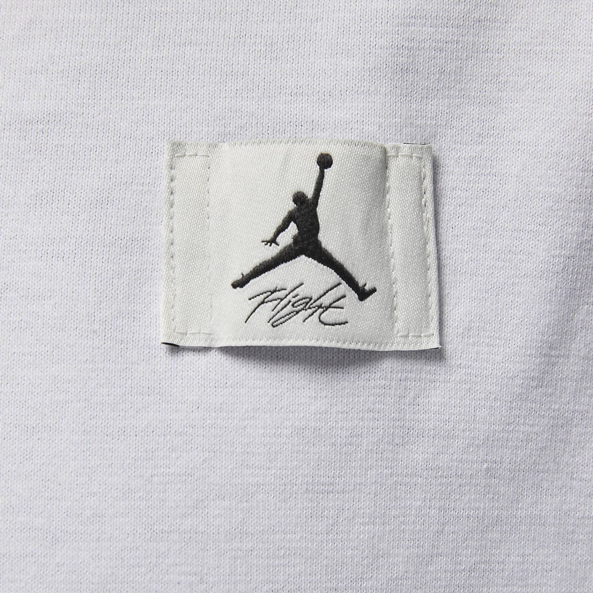 Jordan | JORDAN ESSEN BOXY TEE 2 'BLACK/WHITE'