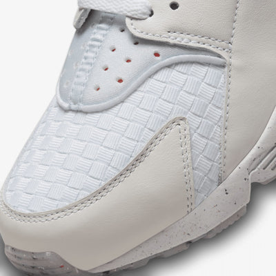 Nike | AIR HUARACHE  { NEXT NATURE