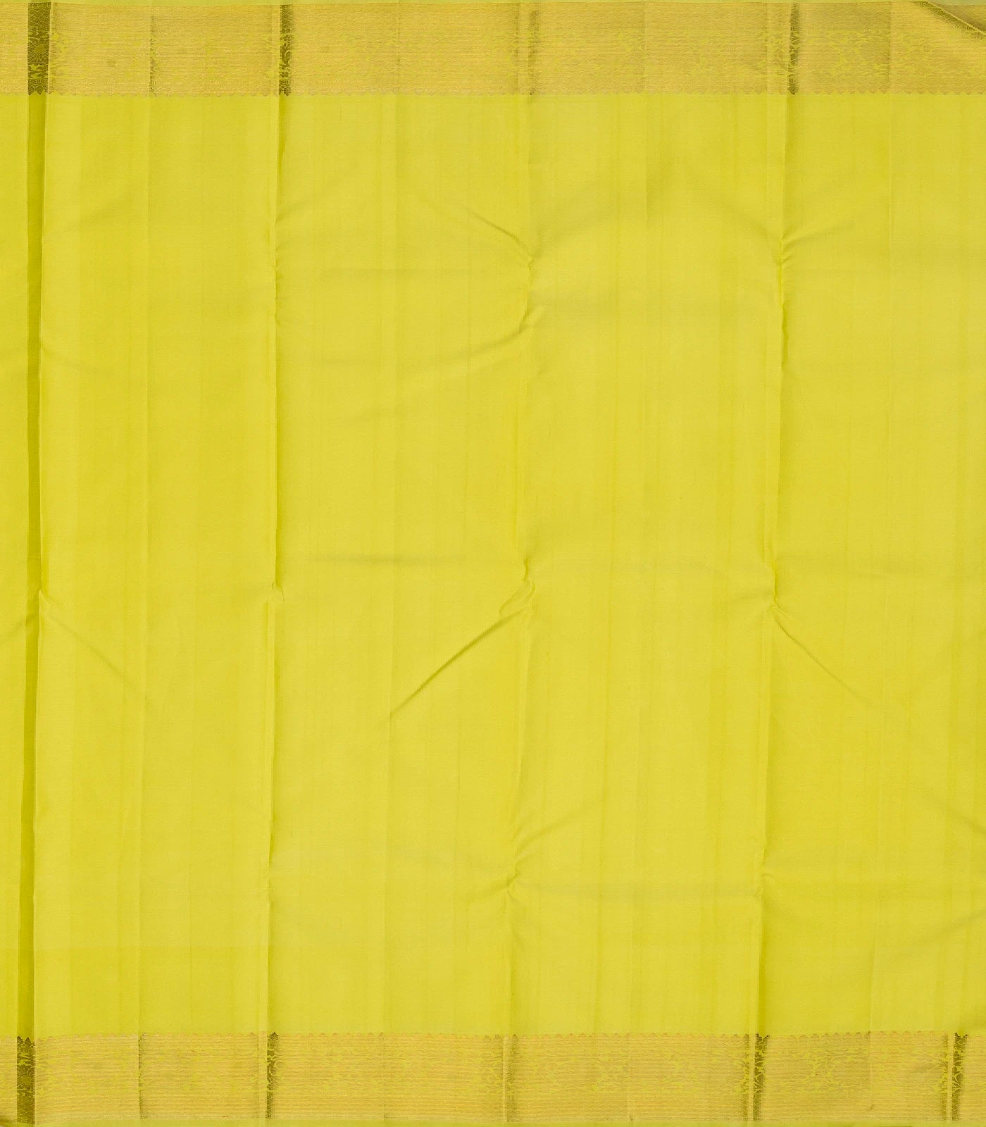 Pista Green Handloom Kanchipuram Silk Saree With Floral Motifs