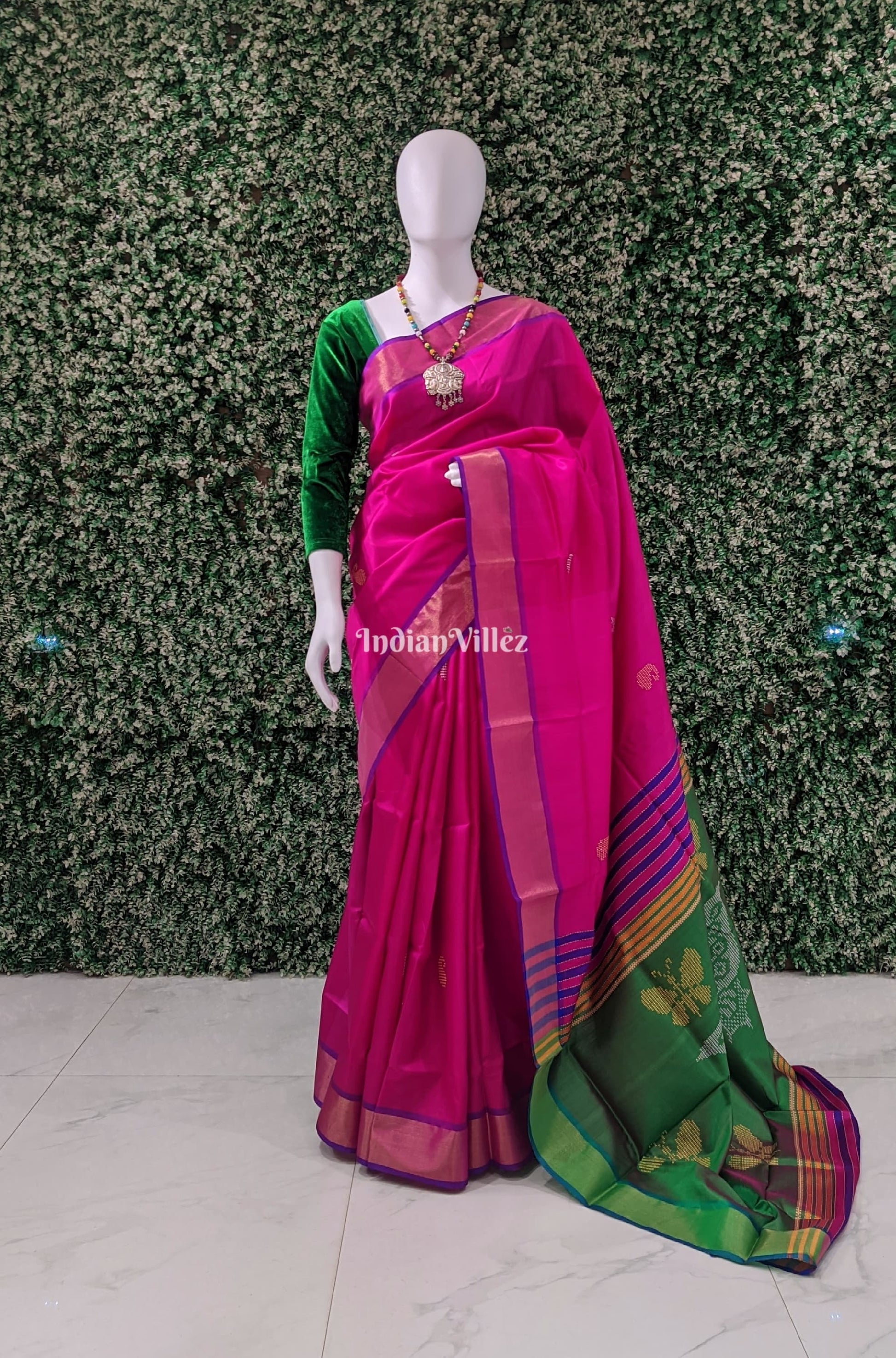 Rani with Green Handwoven Bishnupuri Silk Saree