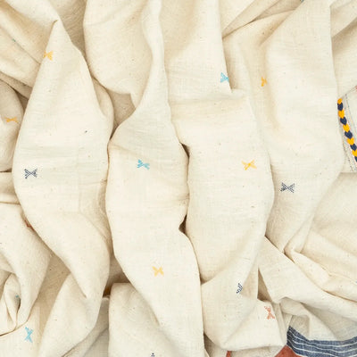 Off White Handloom Bhujodi Cotton Saree With Cross Buttas