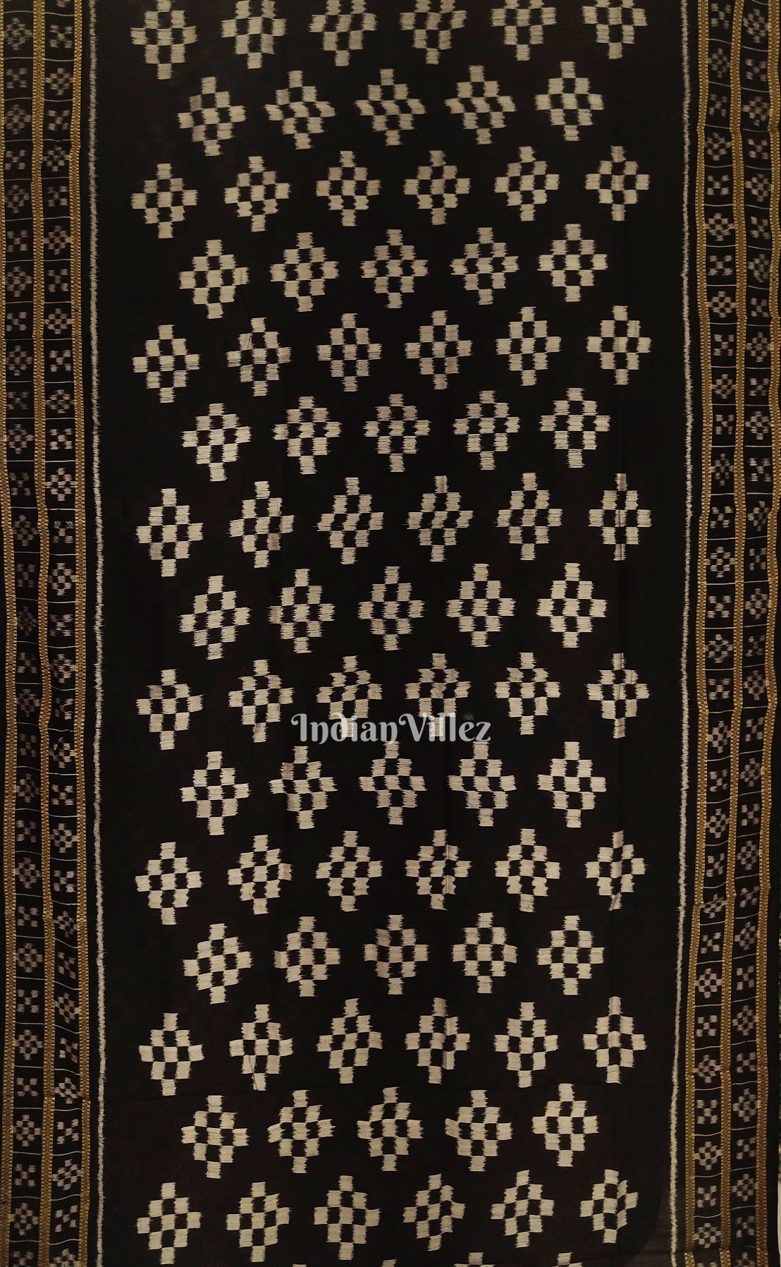 Black White Pasapali Khandua Silk Saree