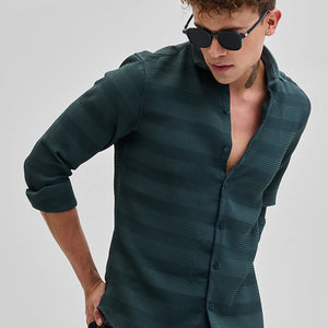 Green Textured Slim Fit Shirt