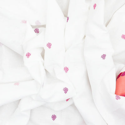 White Handloom Bengal Cotton Saree With Contrast Pink Border