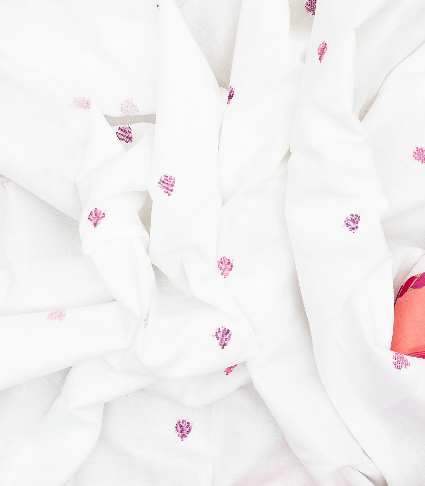 White Handloom Bengal Cotton Saree With Contrast Pink Border