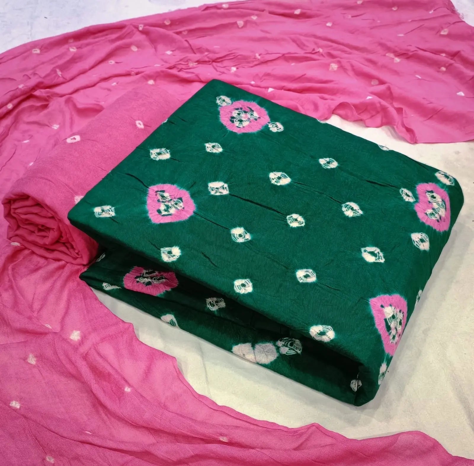 Dual Contrast Tye and Dye Bandhani Material (Unstitched)