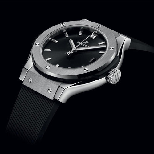 Hublot Classic Fusion Black Dial Women 33mm 581.NX.1470.RX