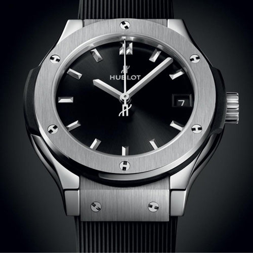 Hublot Classic Fusion Black Dial Women 33mm 581.NX.1470.RX