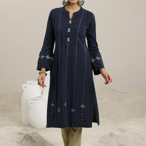 Grey Embroidered Wool Straight Kurta