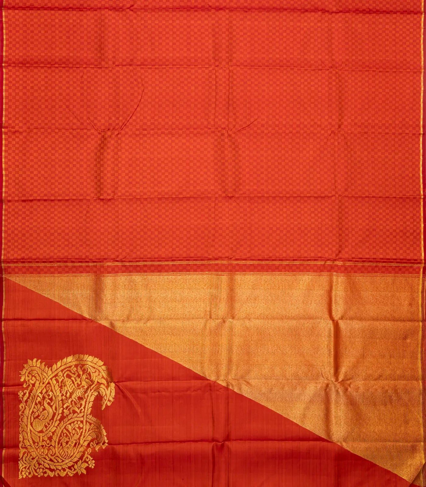 Red Handloom Kanchipuram Payadi Silk Saree With Corner Buttas