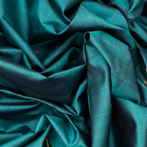 Cyan Handloom Kanchipuram Silk Saree With Floral Buttas