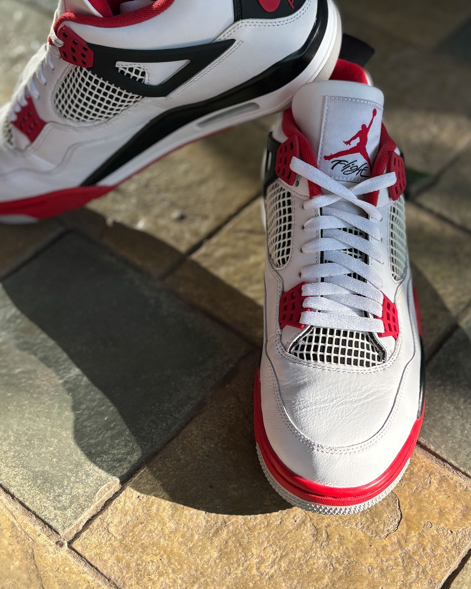 Nike Air Jordan 4 Retro White/Red Black-Tech Grey
