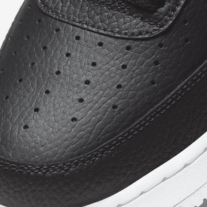 Nike | AIR FORCE 1 '07 { BLACK/WHITE