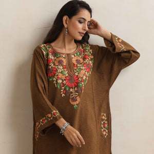 trueBrowns Brown Kashmiri Floral Embroidered Woollen Phiran Kurta