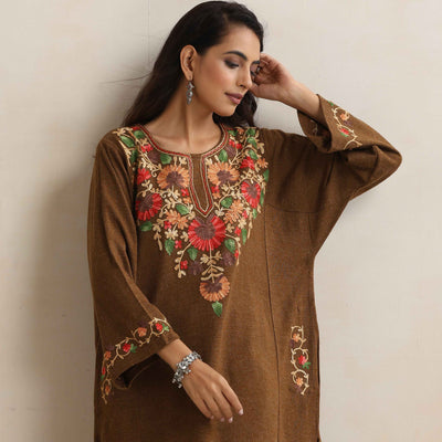 trueBrowns Brown Kashmiri Floral Embroidered Woollen Phiran Kurta