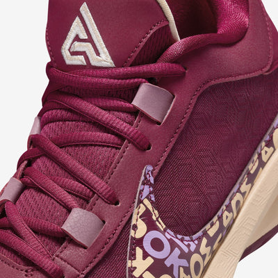 Nike | FREAK 5 EP  { NOBLE RED/ICE PEACH-DESERT BERRY
