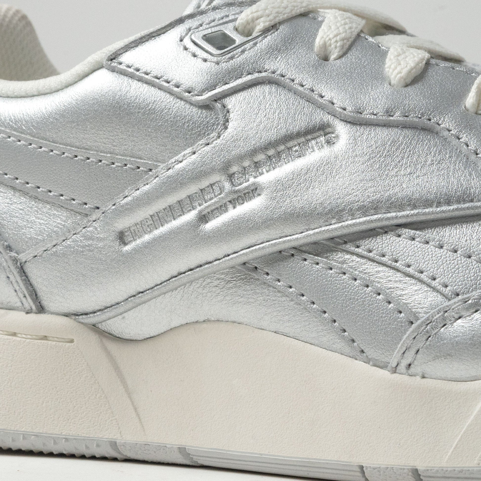 Reebok | BB 4000 II  { SILVER/WHITE