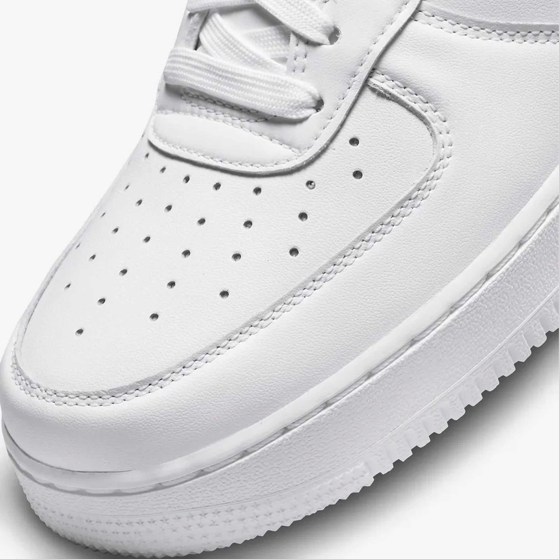 Nike | AIR FORCE 1 '07 FRESH { WHITE/WHITE-WHITE