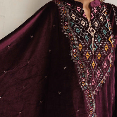 trueBrowns Purple Velvet Geometric Embroidered Kurta Pant Dupatta Set