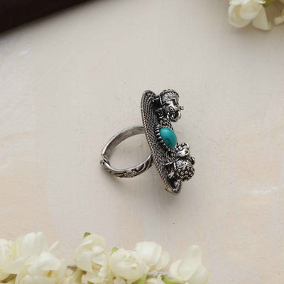 trueBrowns Silver Tone Abstract Oval Ring