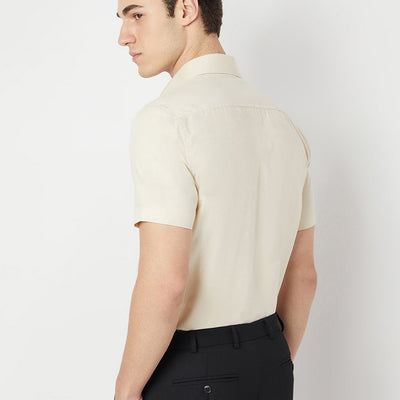 Wrinkle Free Half Sleeve Shirt