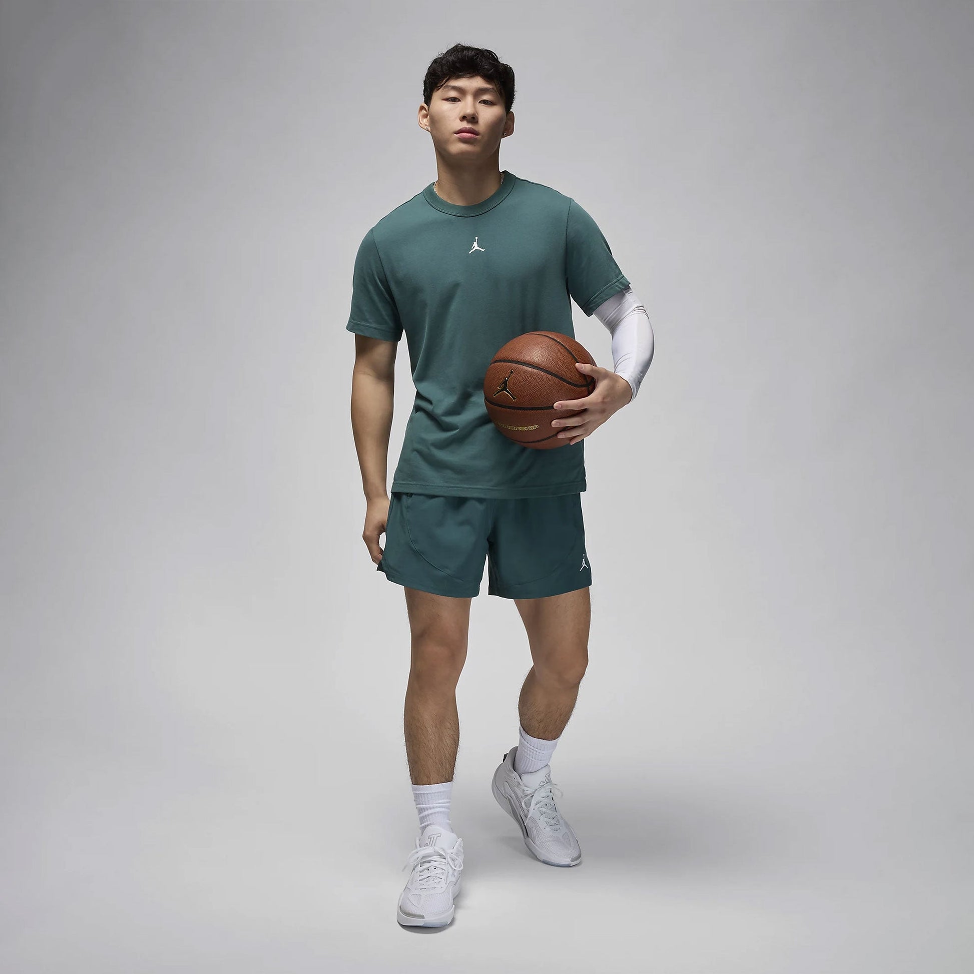 JORDAN | SPORT DRI-FIT SHORT-SLEEVE TOP { OXIDIZED GREEN/WHITE