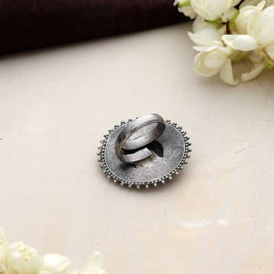 trueBrowns Silver Tone Fish Embossed Ring