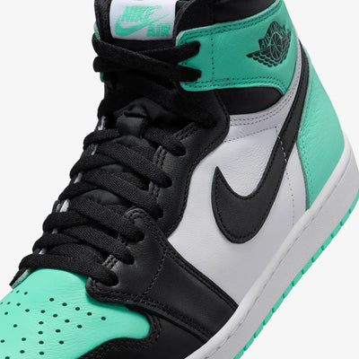 Jordan | AIR JORDAN 1 RETRO HIGH OG  { WHITE/BLACK-GREEN GLOW