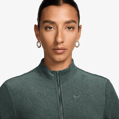 NIKE | SLIM LONG-SLEEVE COZY FLEECE 1/2-ZIP TOP { VINTAGE GREEN/BICOASTAL