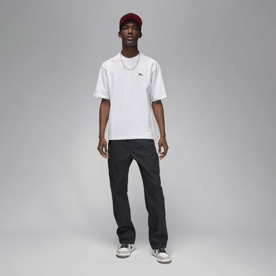 Jordan | SNEAKER PATCH SHORT SLEEVE CREW TEE  { WHITE