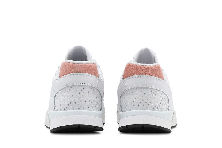 adidas A.R. Trainer Cloud White Glow Pink