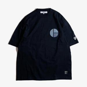 FDMTL | CIRCLE PATCH TEE { NAVY