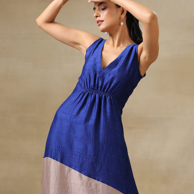 Blue and Grey Textured Silk Sleeveless Round Hemline Kurta Pant Set | Relove