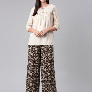 Women Black Woven Viscose Mid Rise Printed Palazzo