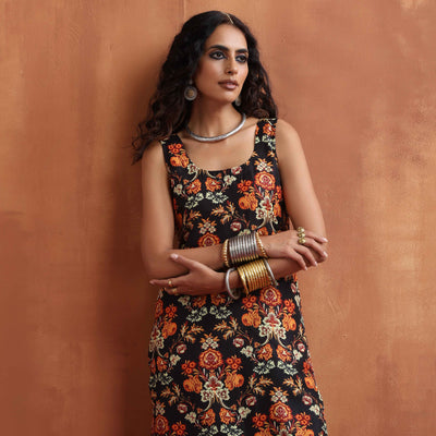 trueBrowns Black Print Straight Kurta Set
