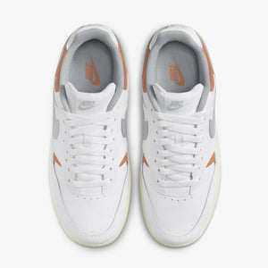 NIKE | GAMMA FORCE { WHITE/LIGHT PUMICE-FLAX-COCONUT MILK
