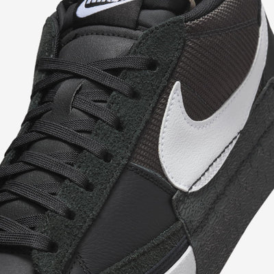Nike | BLAZER LOW PRO CLUB  { BLACK/WHITE-ANTHRACITE