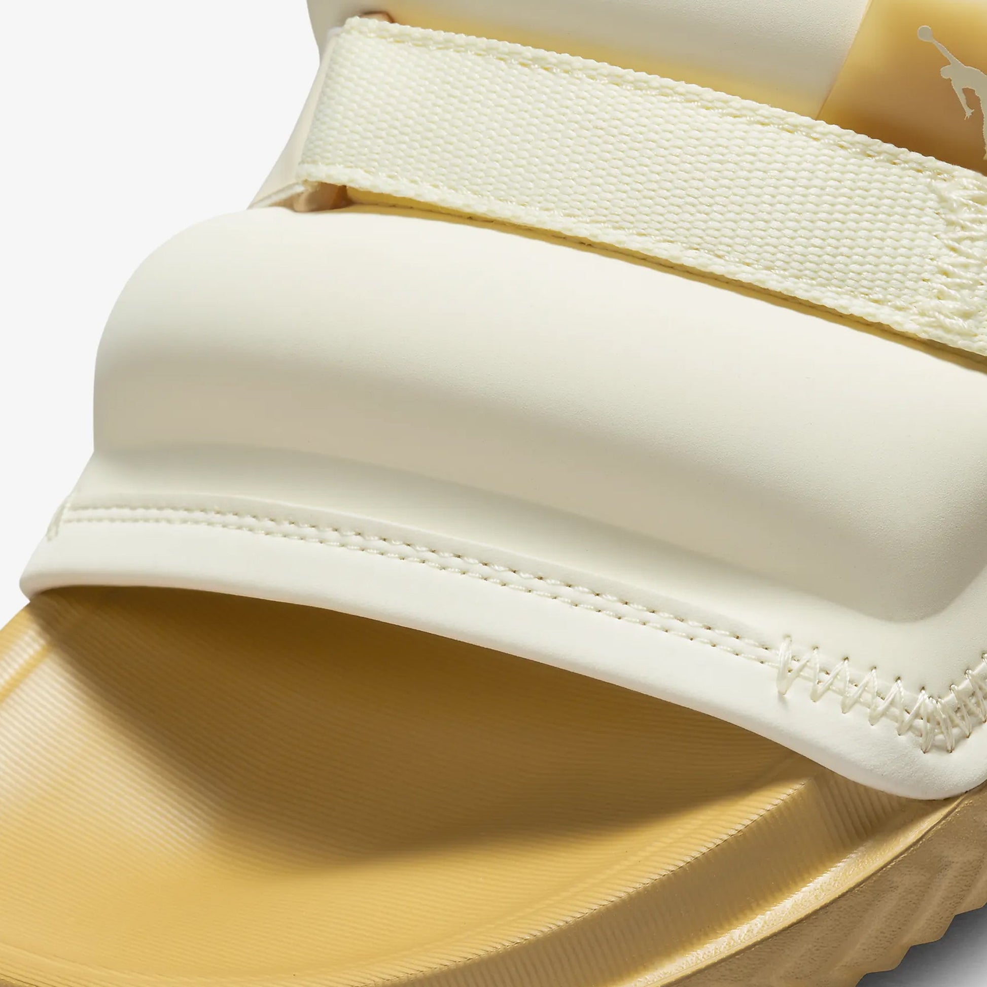 Jordan | SUPER PLAY  { COCONUT MILK/COCONUT MILK-ELEMENTAL GOLD
