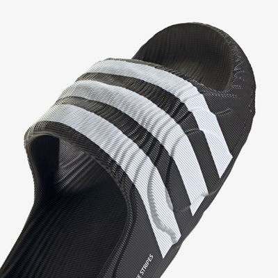 ADIDAS ORIGINALS | ADILETTE 22 SLIDES { CORE BLACK/CLOUD WHITE