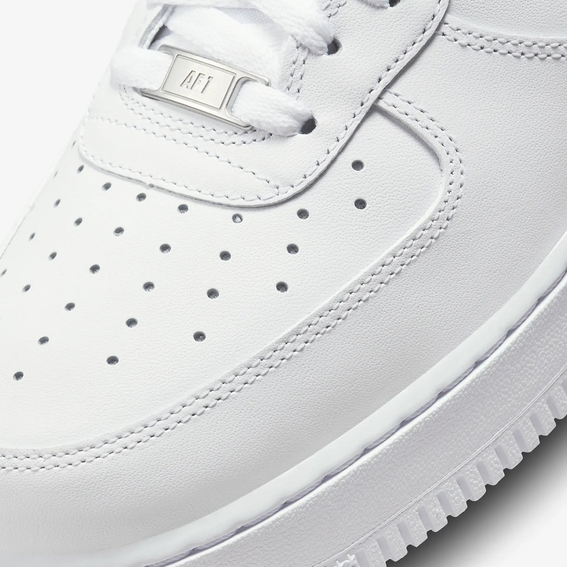 Nike | AIR FORCE 1 '07 FLY EASE { WHITE/WHITE/WHITE