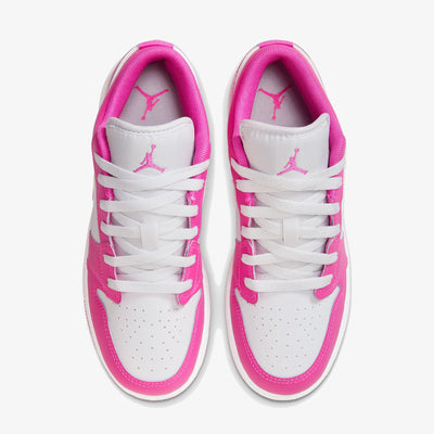 JORDAN | AIR JORDAN 1 LOW (GS) { FIRE PINK/IRIS WHISPER-WHITE