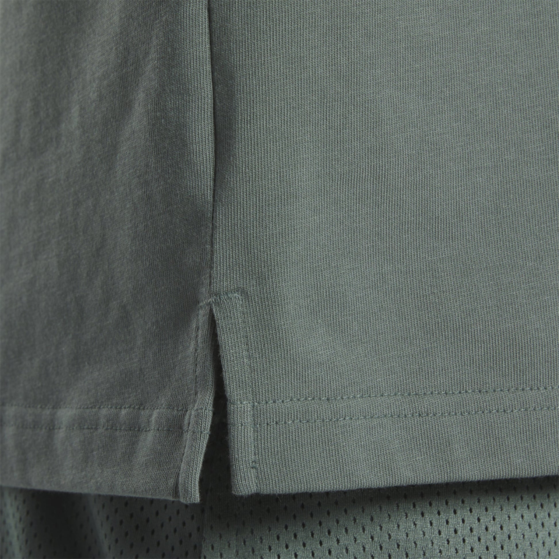 REEBOK | GRAPHIC TEE (SHORT SLEEVE) { GREEN