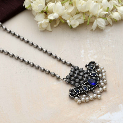 trueBrowns Silver Tone Blue Stone Pendant Chain