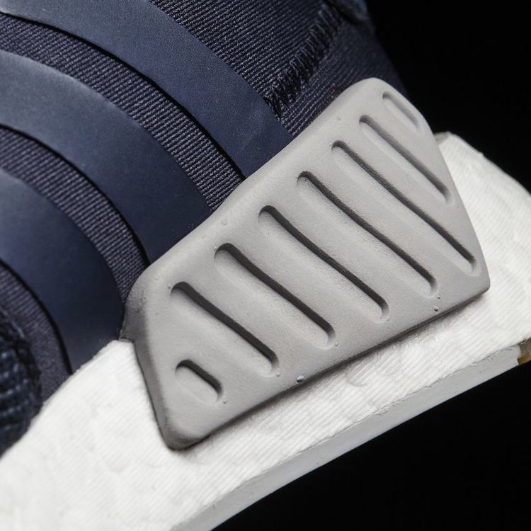 adidas NMD R2 Legend Ink (Women's)