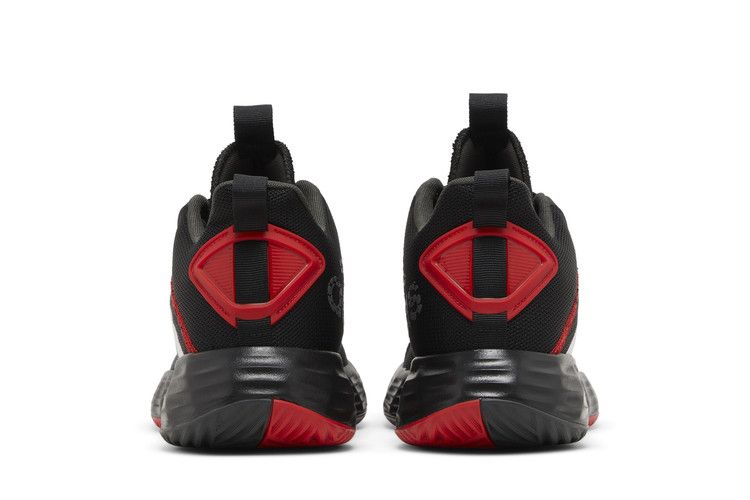 adidas Ownthegame Core Black Cloud White Carbon