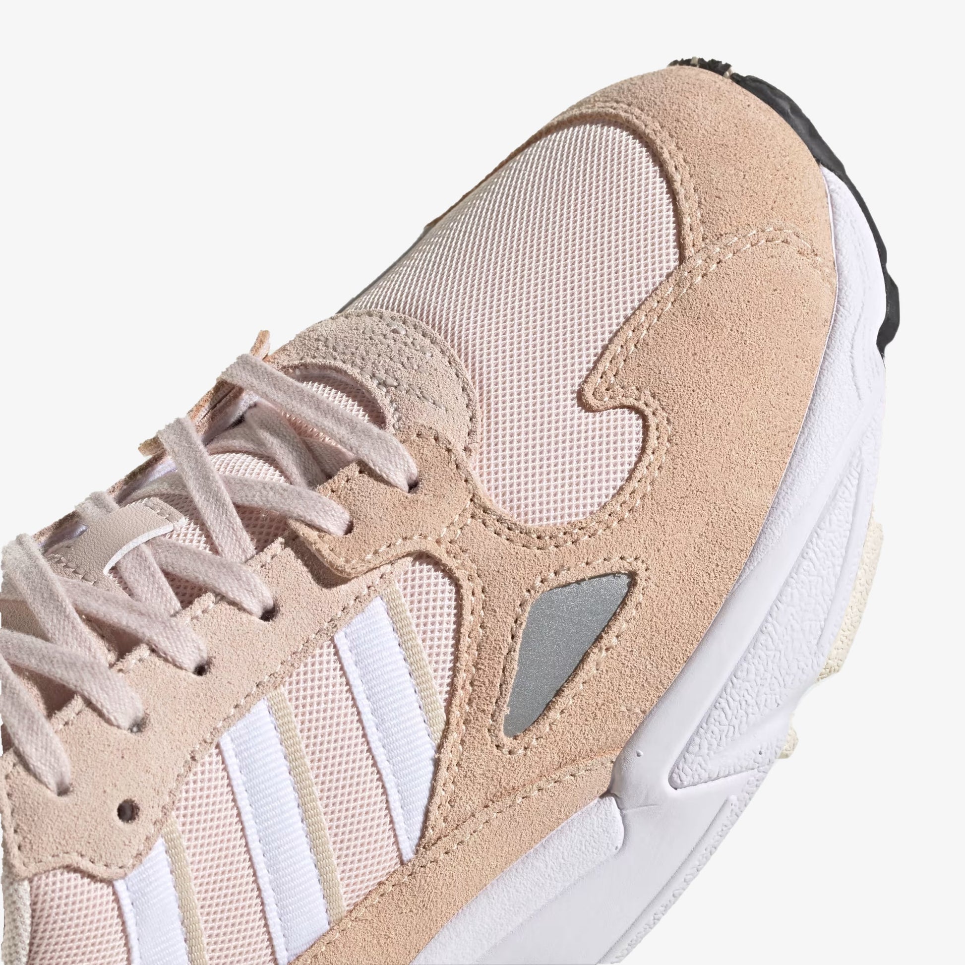 Adidas Originals | FALCON  { WONDER QUARTZ/CLOUD WHITE/HALO BLUSH
