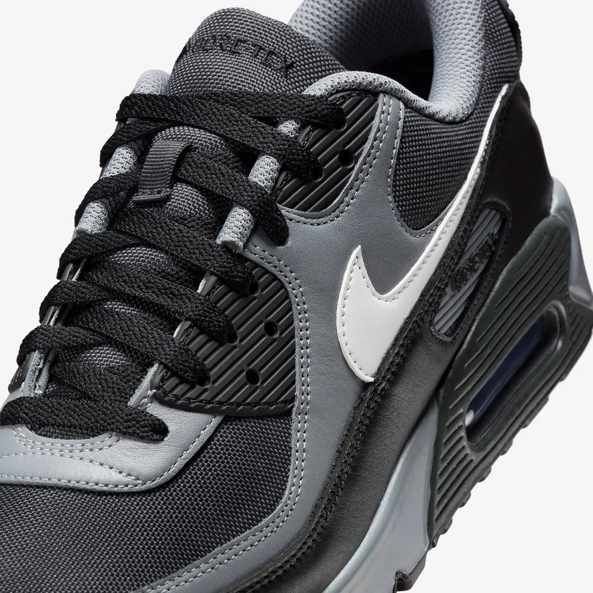 Nike | AIR MAX 90 GORE-TEX  { DK SMOKE GREY/SUMMIT WHITE-COOL GREY