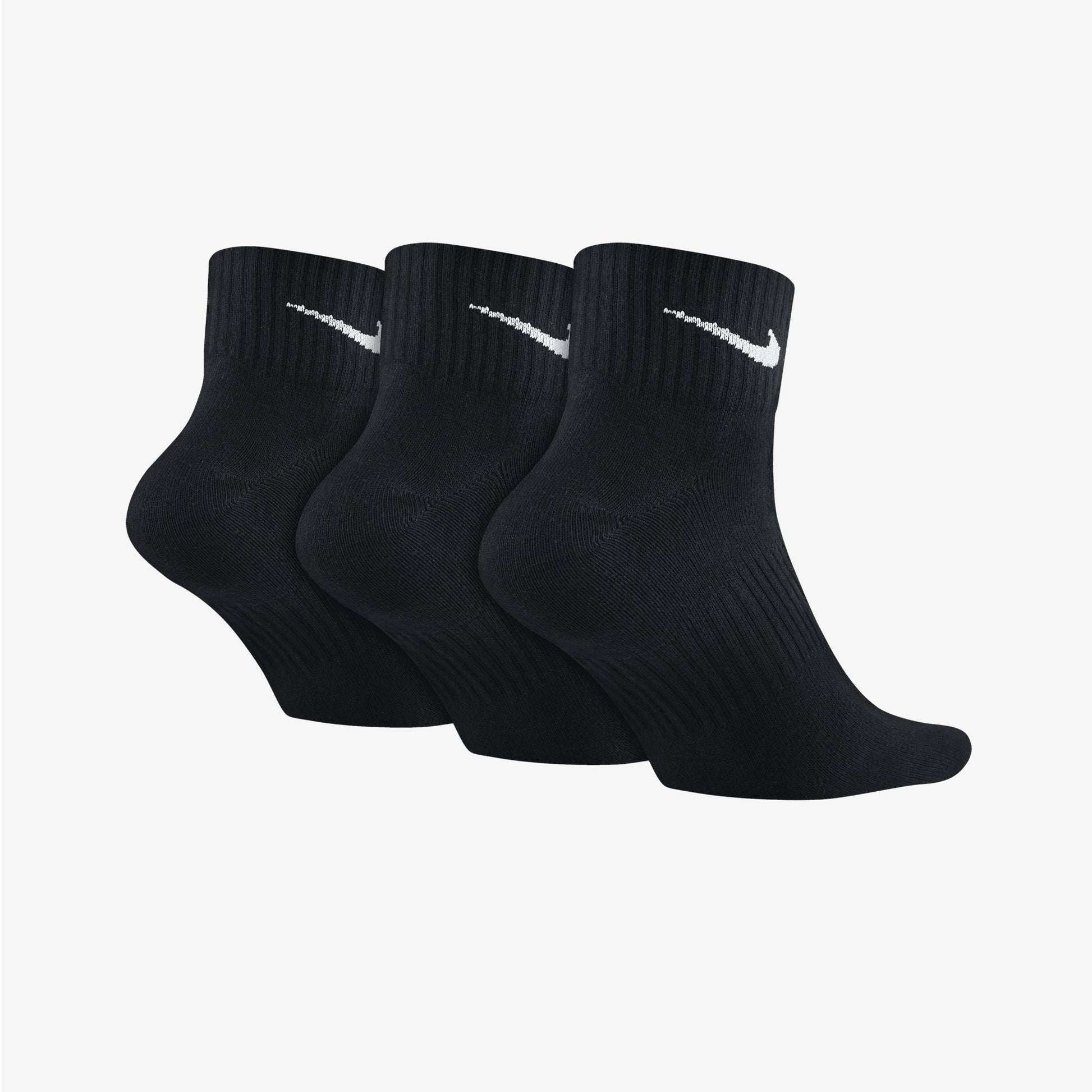 NIKE | PERFORMANCE LIGHTWEIGHT TRAINING ANKLE SOCKS (3 PAIRS) { BLACK/WHITE