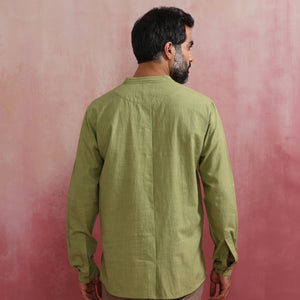 trueBrowns Men's Green Cotton Shirt
